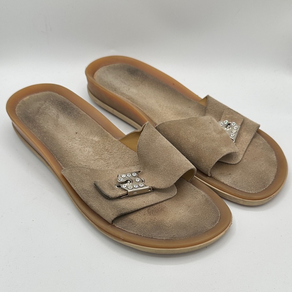 Suede tan slide sandals with rubber soles, bling buckle
